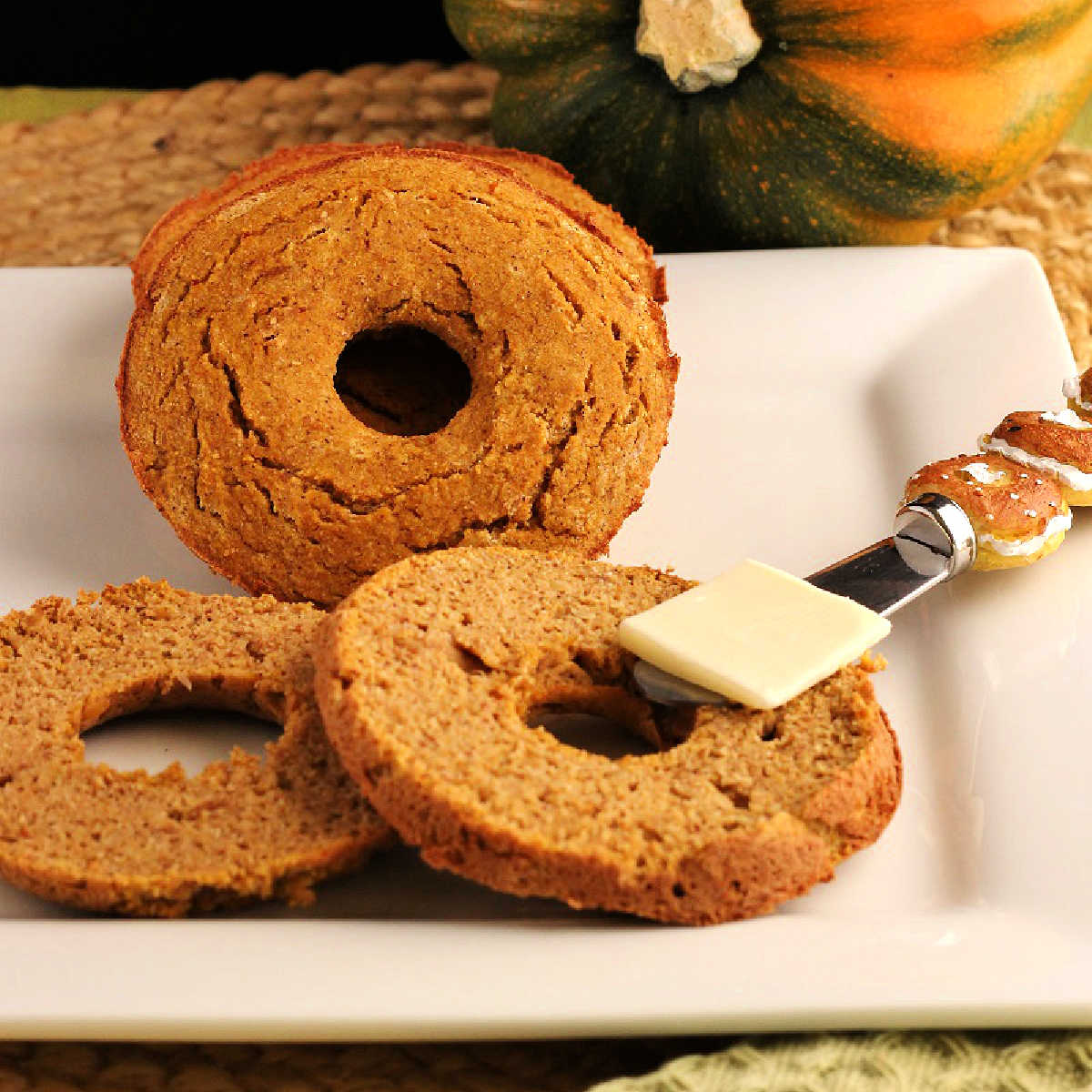 Low Carb Pumpkin Bagels - Beauty and the Foodie