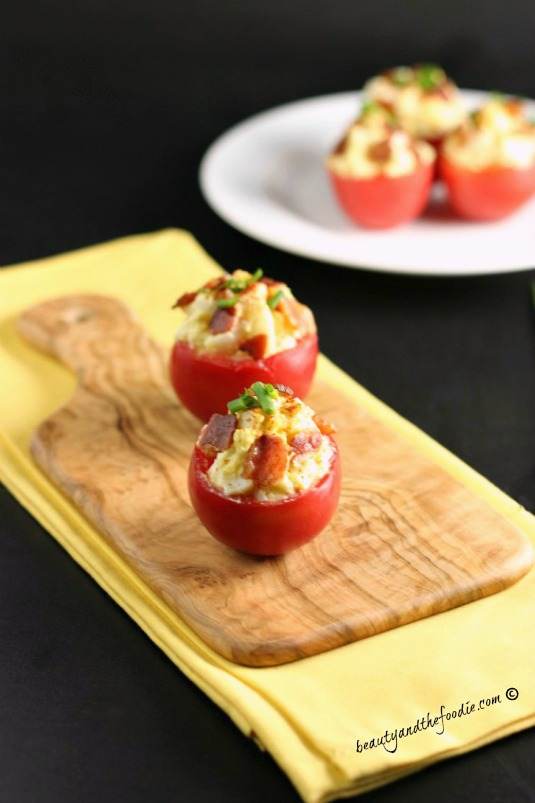 Bacon Egg Salad Tomato Bites , paleo, low carb and grain free #baconeggsaladtomatobites #paleolowcarb