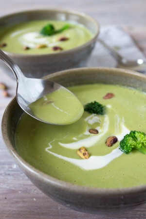Broccoli Pistachio Soup- Sugar Free Londoner