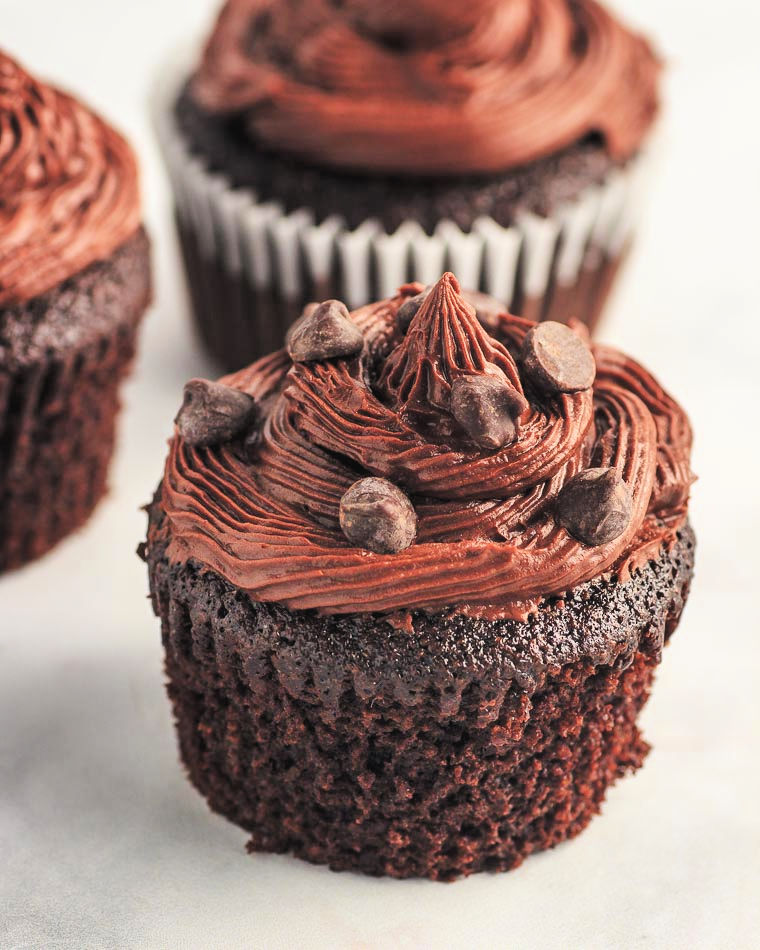 Keto Rich Chocolate Cupcakes with Nutella Frosting