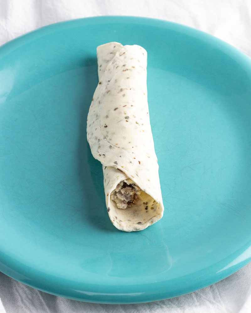Fill the wraps with cheese mixture.