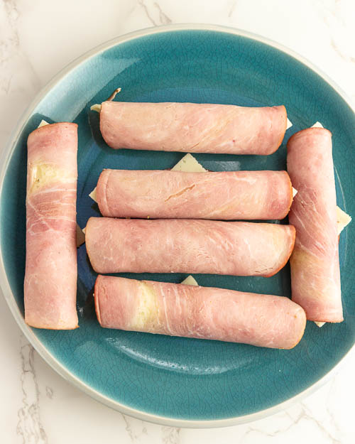 Repeat the rolling process.