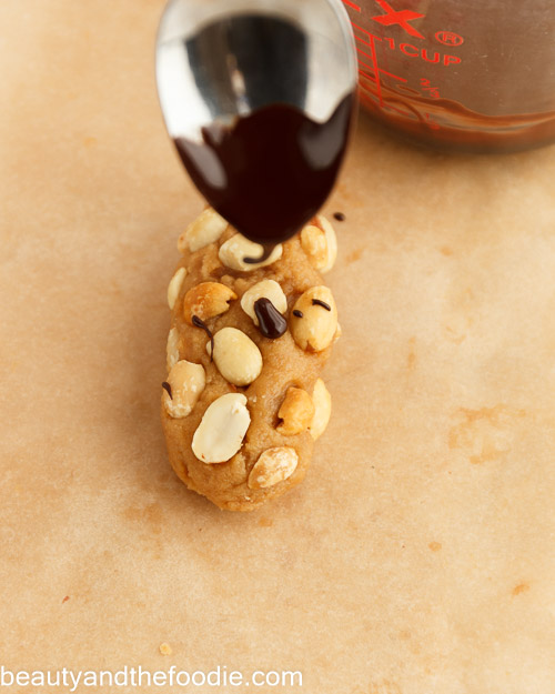 Garnish with optional melted chocolate.